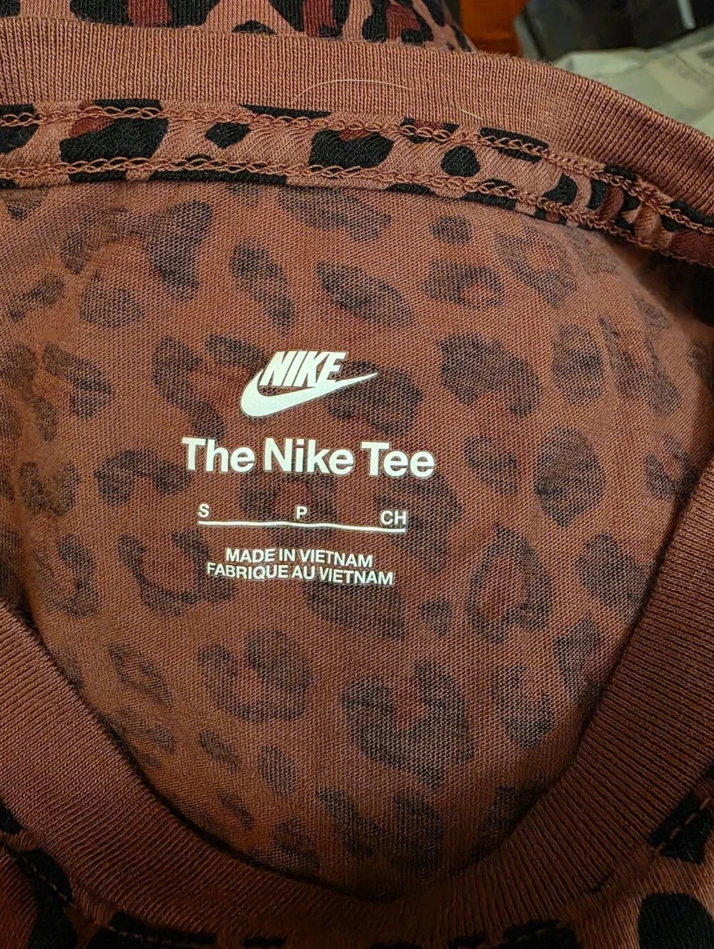 Nike The Nike Tee Cedar Berry Leopard Print Long Sleeve Top Size Small